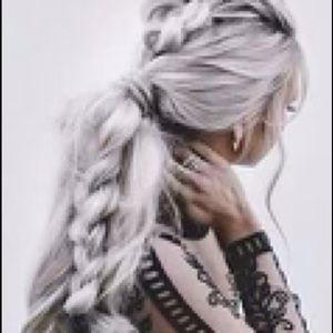 Meet your Posher, Diamond.